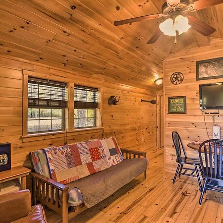 Rural Cabin Hideaway With Fire Pit And Mtn Views! Parsons Екстериор снимка