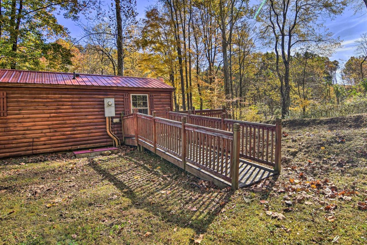 Rural Cabin Hideaway With Fire Pit And Mtn Views! Parsons Екстериор снимка