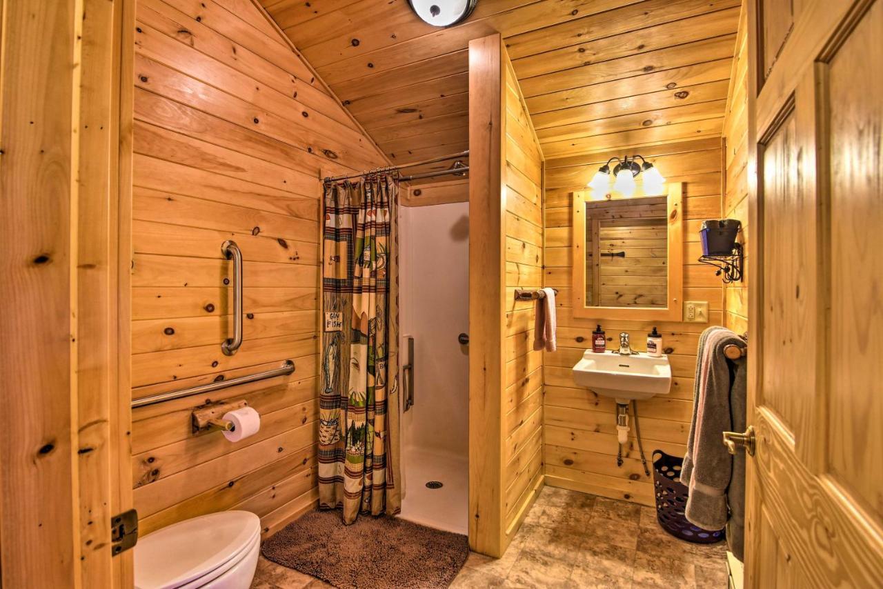Rural Cabin Hideaway With Fire Pit And Mtn Views! Parsons Екстериор снимка